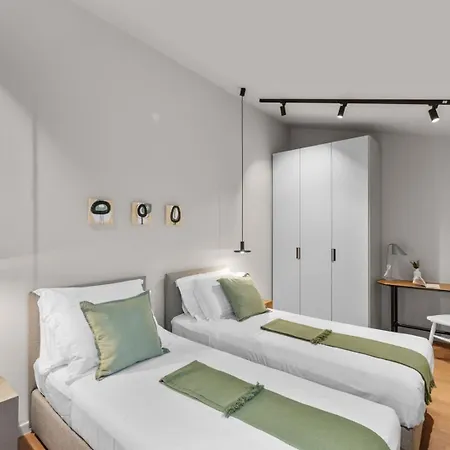 Verdante Villa